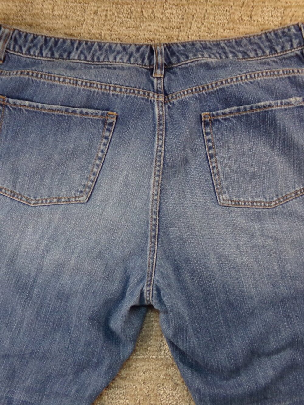 Women's L. L. Bean Signature Jeans Denim Pants Size 16 Medium Wash Distressed